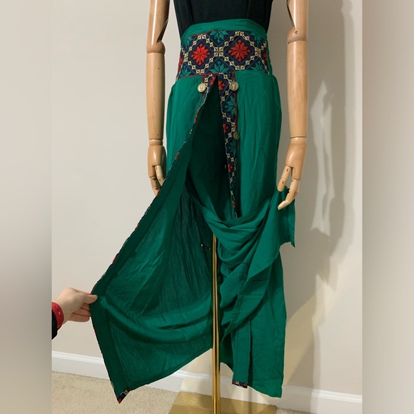 Green Hobo Tatreez Wide Leg Pants WITH OPENING! - Picture 9 of 17